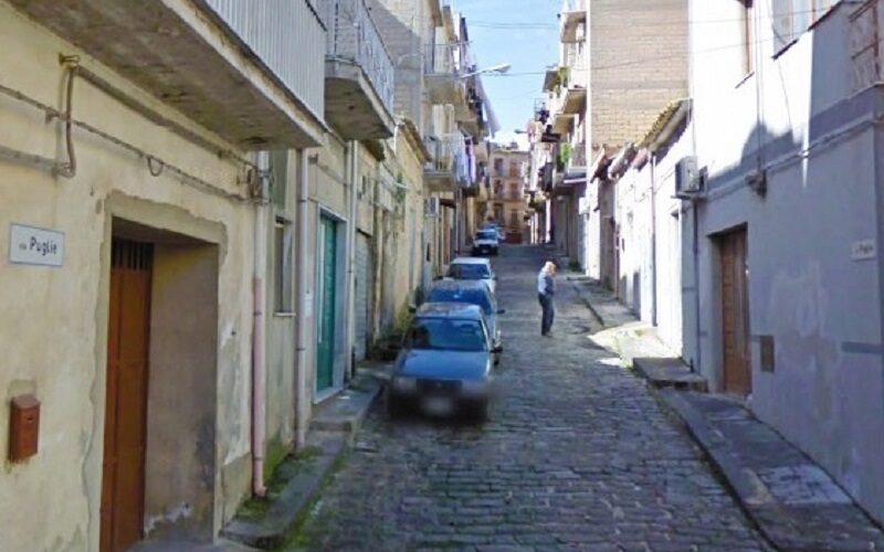 Niscemi: acqua col  contagocce in via Puglie, i residenti lanciano un appello al sindaco Conti