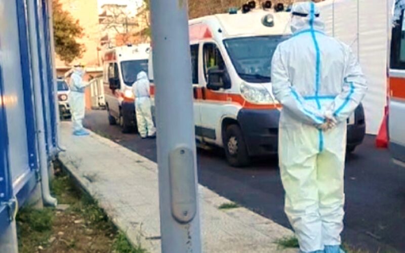 Gela, «giallo» sui tamponi di martedì. Zero casi per l’Asp, ma potrebbe trattarsi di un disallineamento dei dati