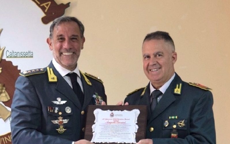 Guardia di Finanza, il saluto dell’appuntato Geraci. Dal 1998 al 2006 fu in servizio a Gela