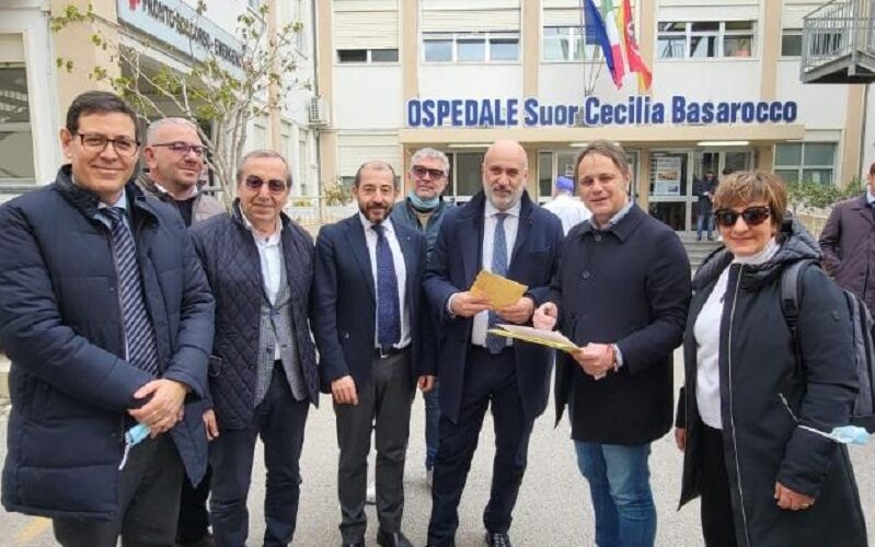 L’ospedale «Basarocco» festeggia 145 anni di attività. Stamane cerimonia alla presenza del sindaco e dei vertici Asp