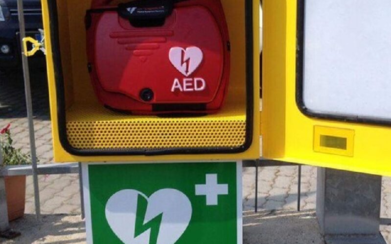 Gela, Procivis dona nuovi defibrillatori. Un dispositivo che può salvare vite umane