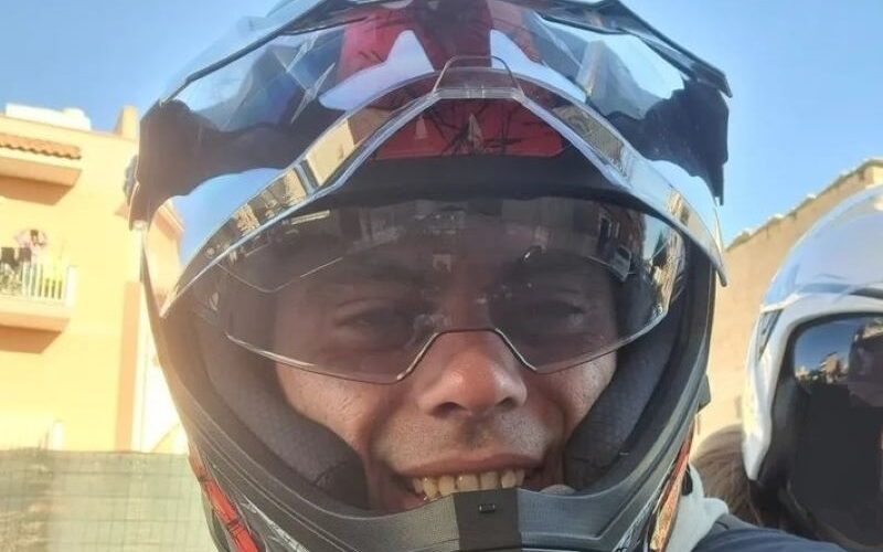 Gela, schianto terribile a Settefarine. Muore motociclista di 42 anni