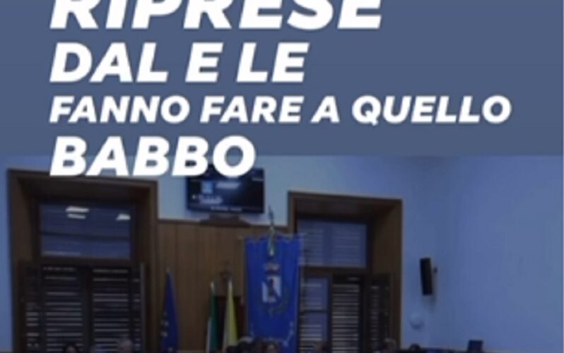 Mazzarino: video girato in aula da «quello babbo». È bufera, chieste dimissioni dell’assessore